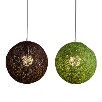 2 кълбовидни полилеи от зелен / кафе бамбук, ратан и коноп, Индивидуалното творчество, Сферична Лампа от ратан